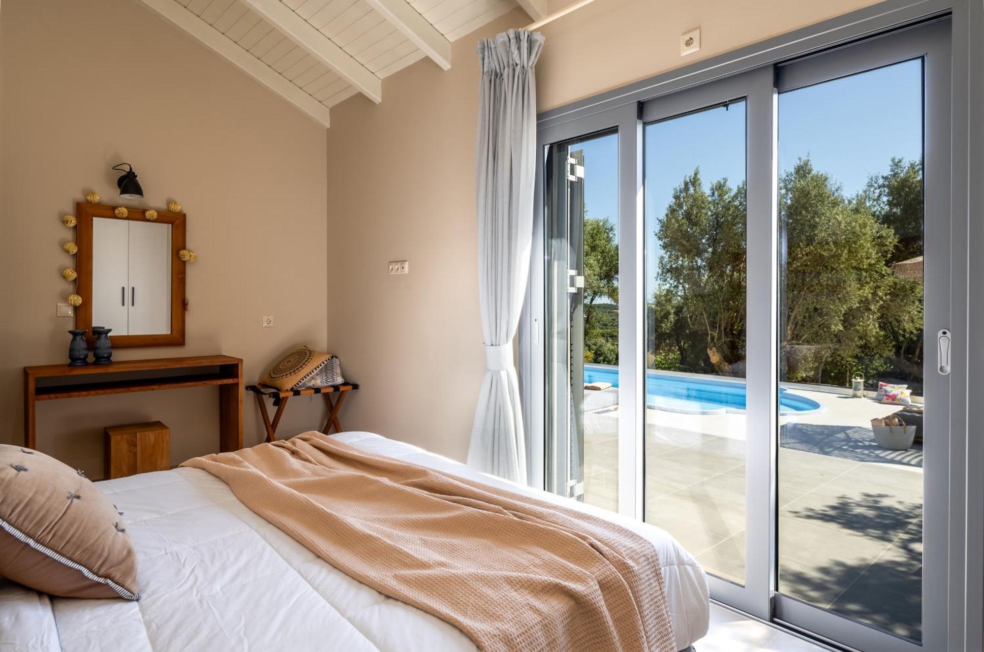 Tree Of Life Villa Valerianos ภายนอก รูปภาพ