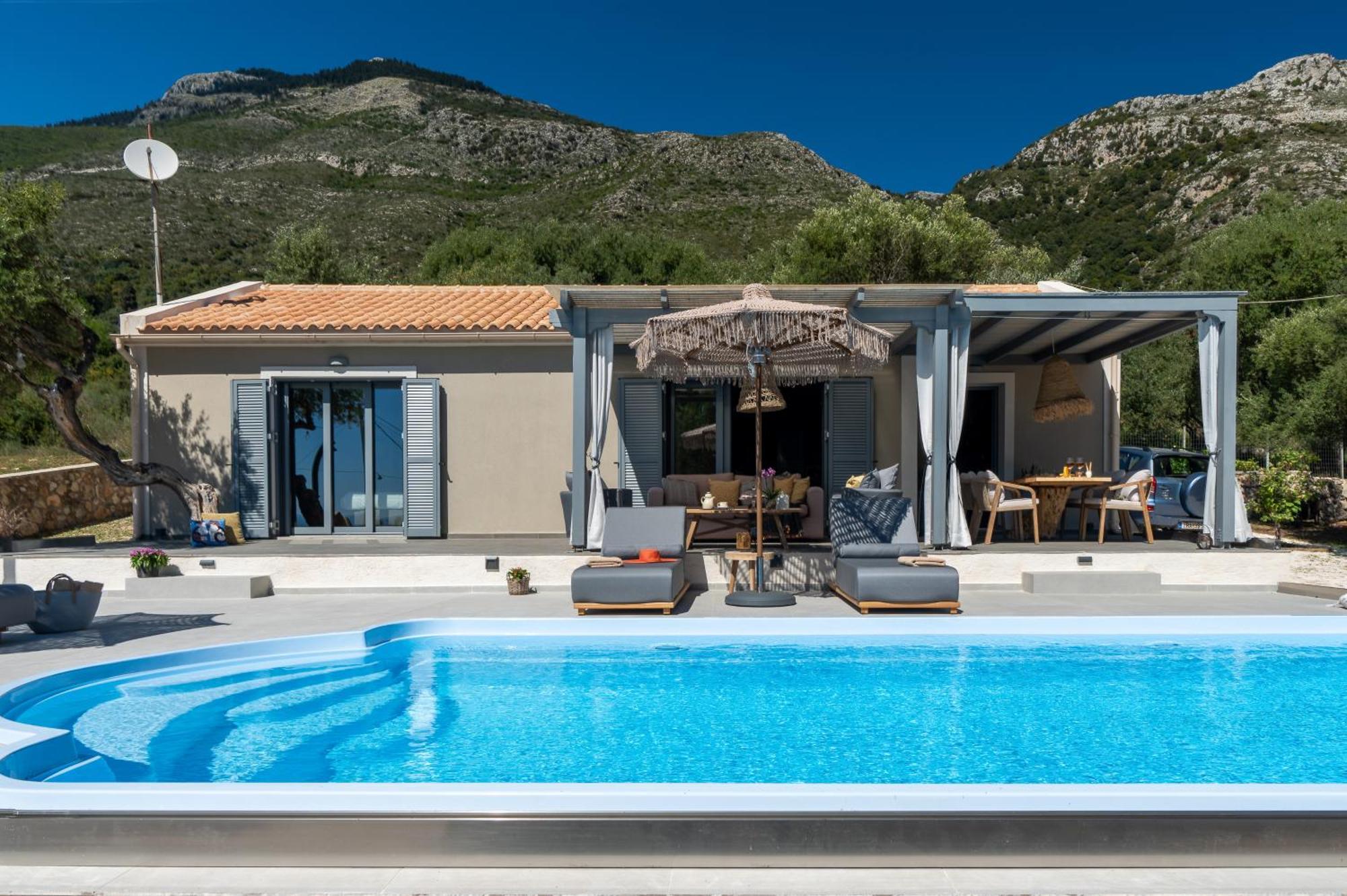 Tree Of Life Villa Valerianos ภายนอก รูปภาพ