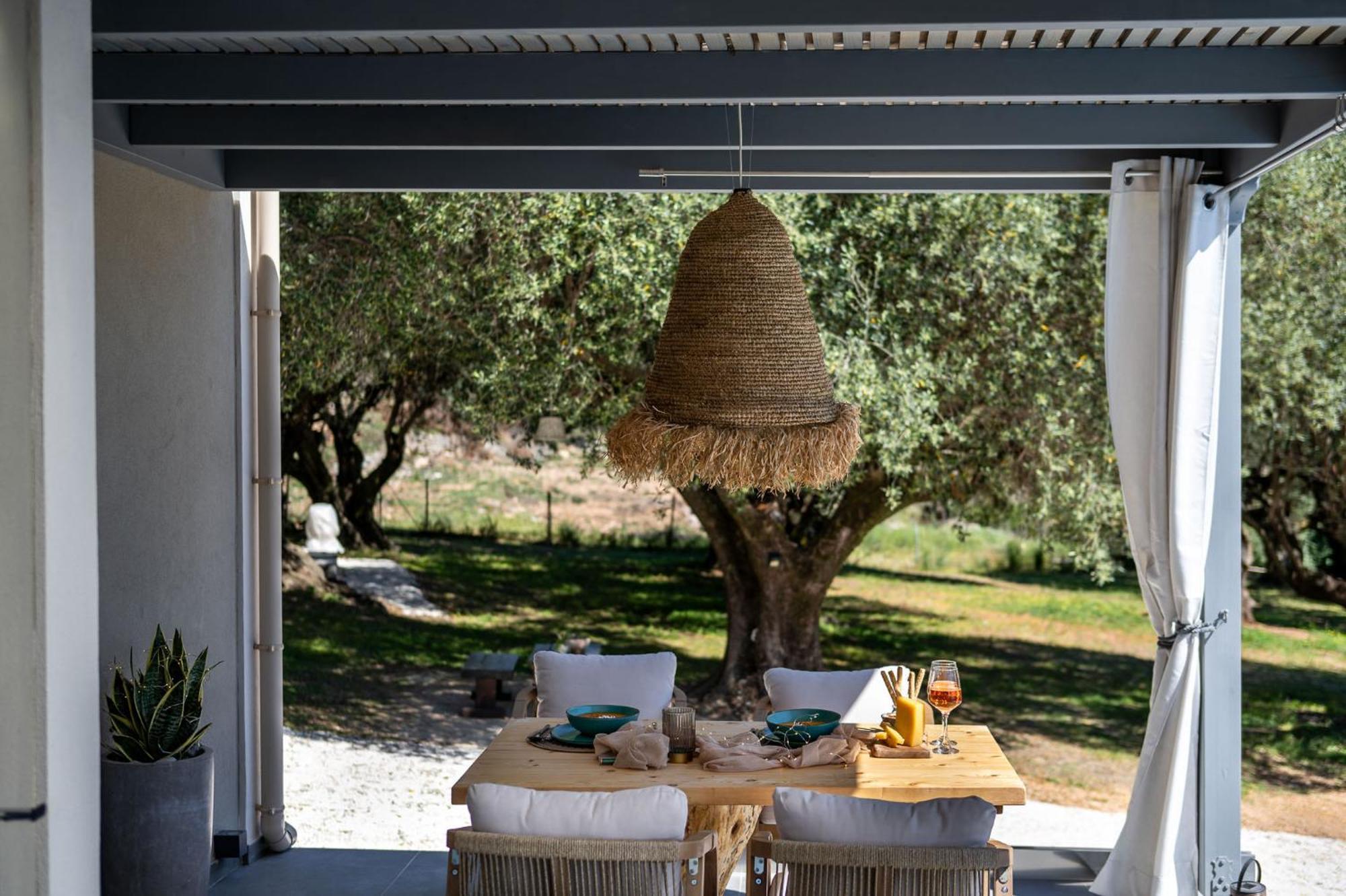 Tree Of Life Villa Valerianos ภายนอก รูปภาพ